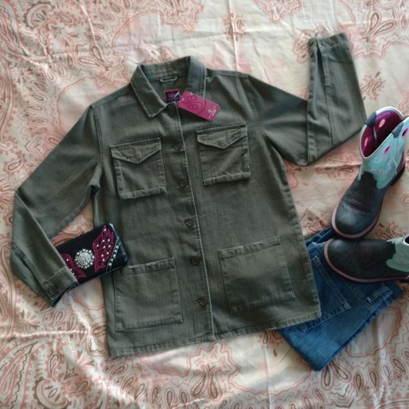 Skull Jacket (1 jacket left!) - Picture 4 of 8